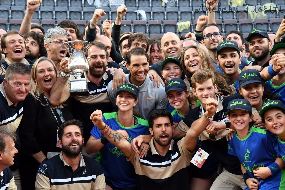 Nadal_raccattapalle_Roma_2018