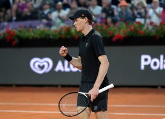 ATP Roma 2026: Sinner chiude il match alla ripresa. Sará finale con Ruud
