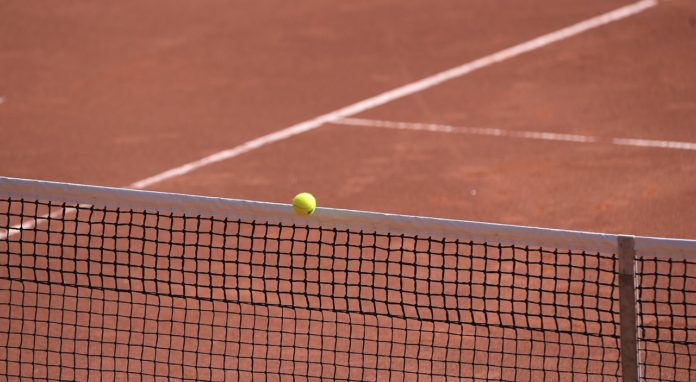 tennis-court-4716300_1280